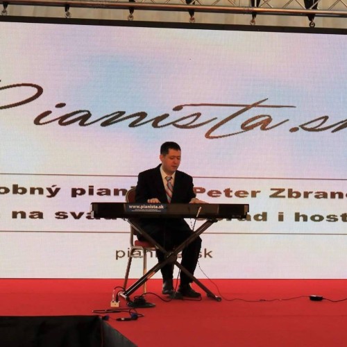 Svadobný pianista Peter Zbranek